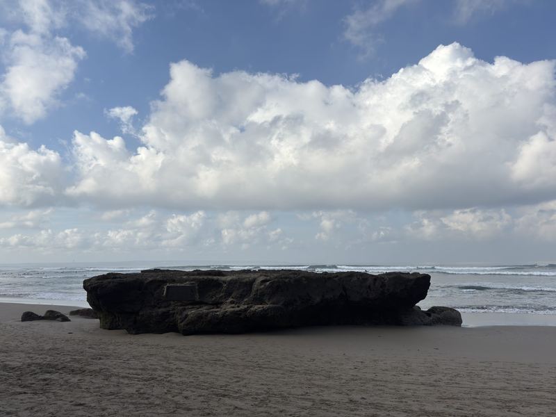 Batu Bolong beach