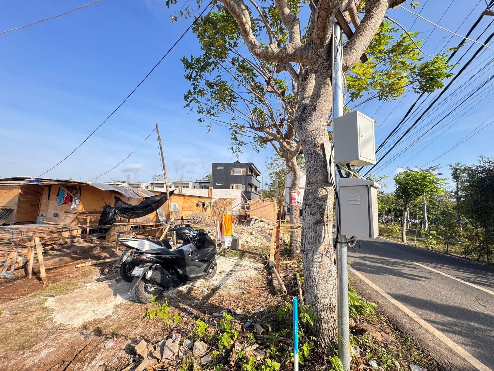 5.5 are plot of land, Balangan, the plot's frontage