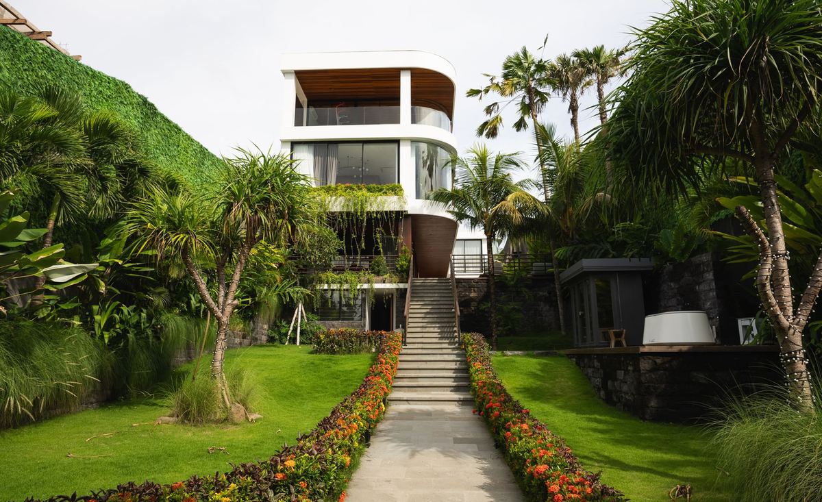 Skatepark 6 bed villa in Pererenan, photo 2