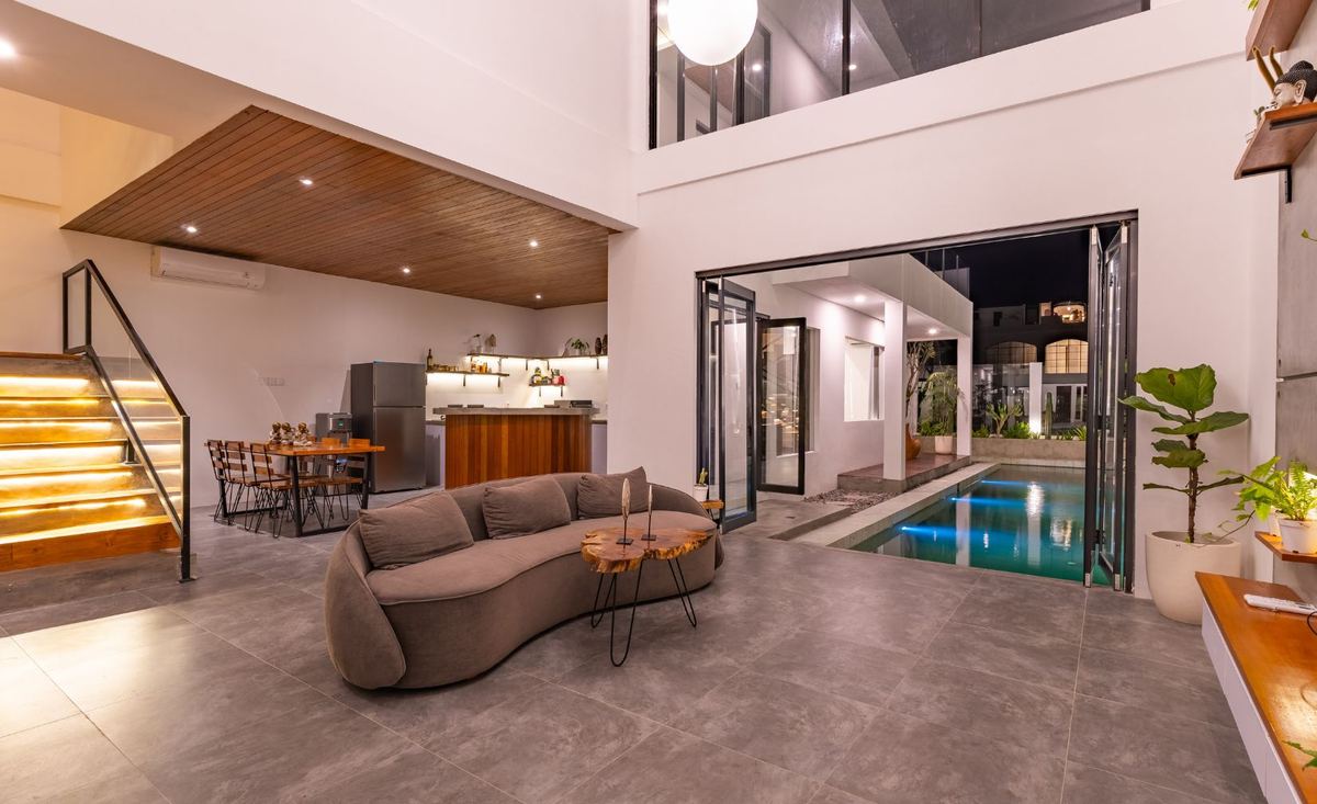 High ceiling 2 bed pool villa in Seseh, photo 3