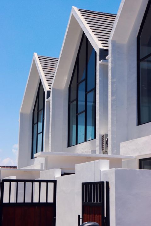 Unfurnished 2 bed townhouse in Cemagi