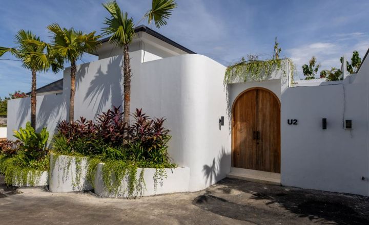 Solar powered 3 bed villa in Balangan