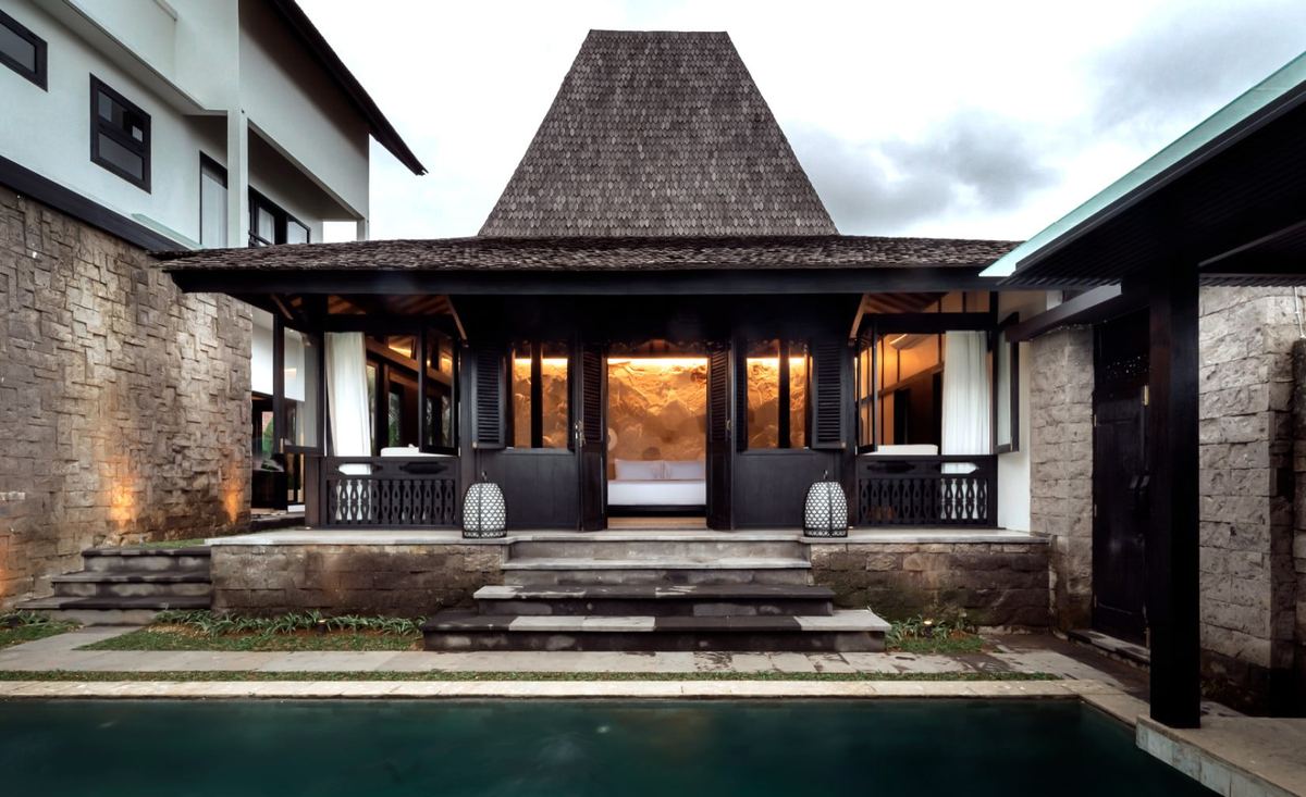 Joglo 5 bed pool villa in Berawa, photo 1