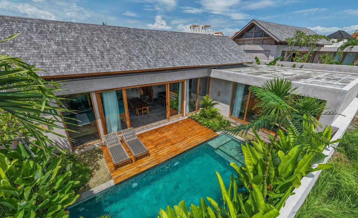 Timber 2 bed pool villa in Seseh, photo 2