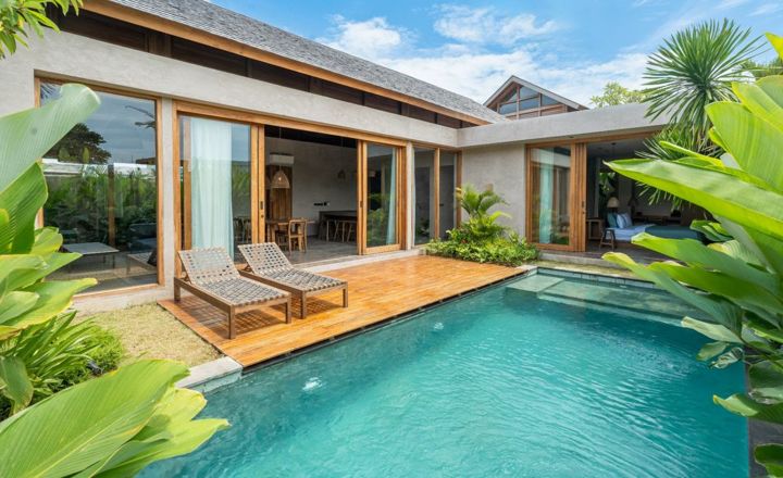 Timber 2 bed pool villa in Seseh