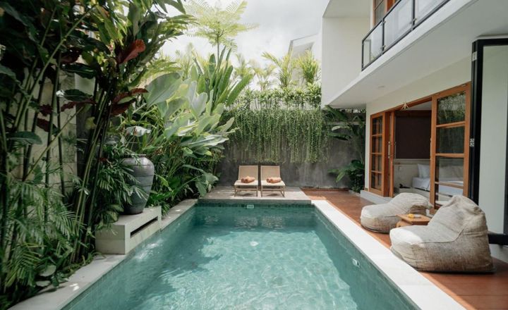 Family 3 bed pool villa in Berawa