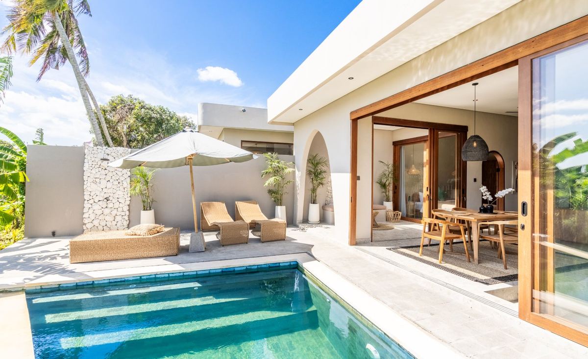 Rice field 3 bed pool villa in Tumbak Bayuh, photo 1