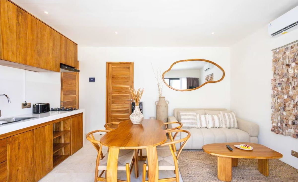 Poolside 1 bed apartment in Thomas Beach, photo 3