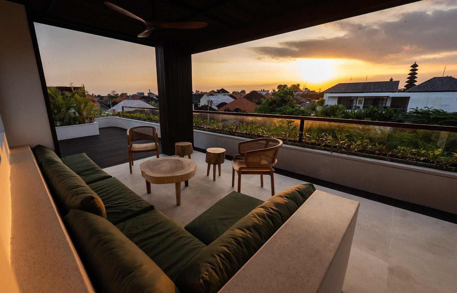 New 3 bed rooftop pool villa in Canggu, photo 1