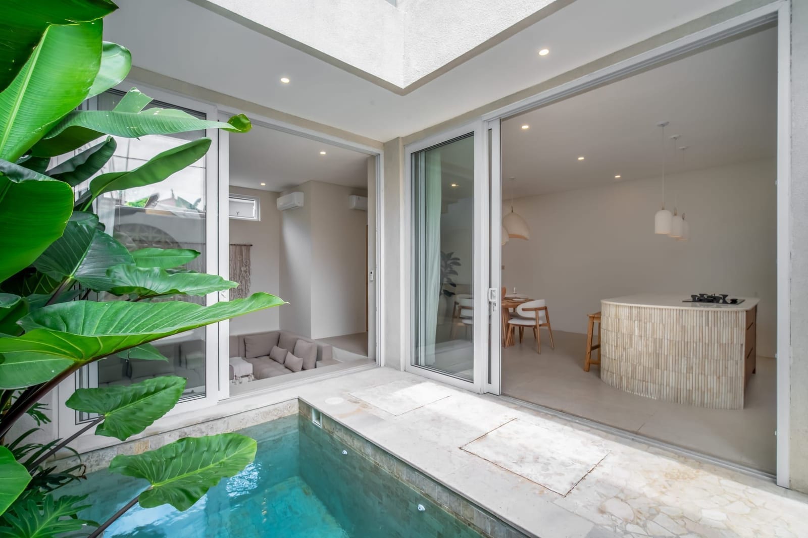 Matching 2 bed rooftop pool villas in Canggu, photo 1