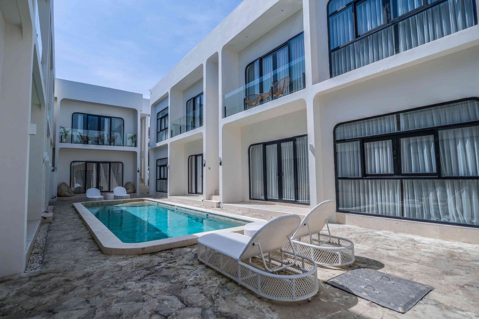 Compact 1 bed pool apartment in Canggu, photo 1