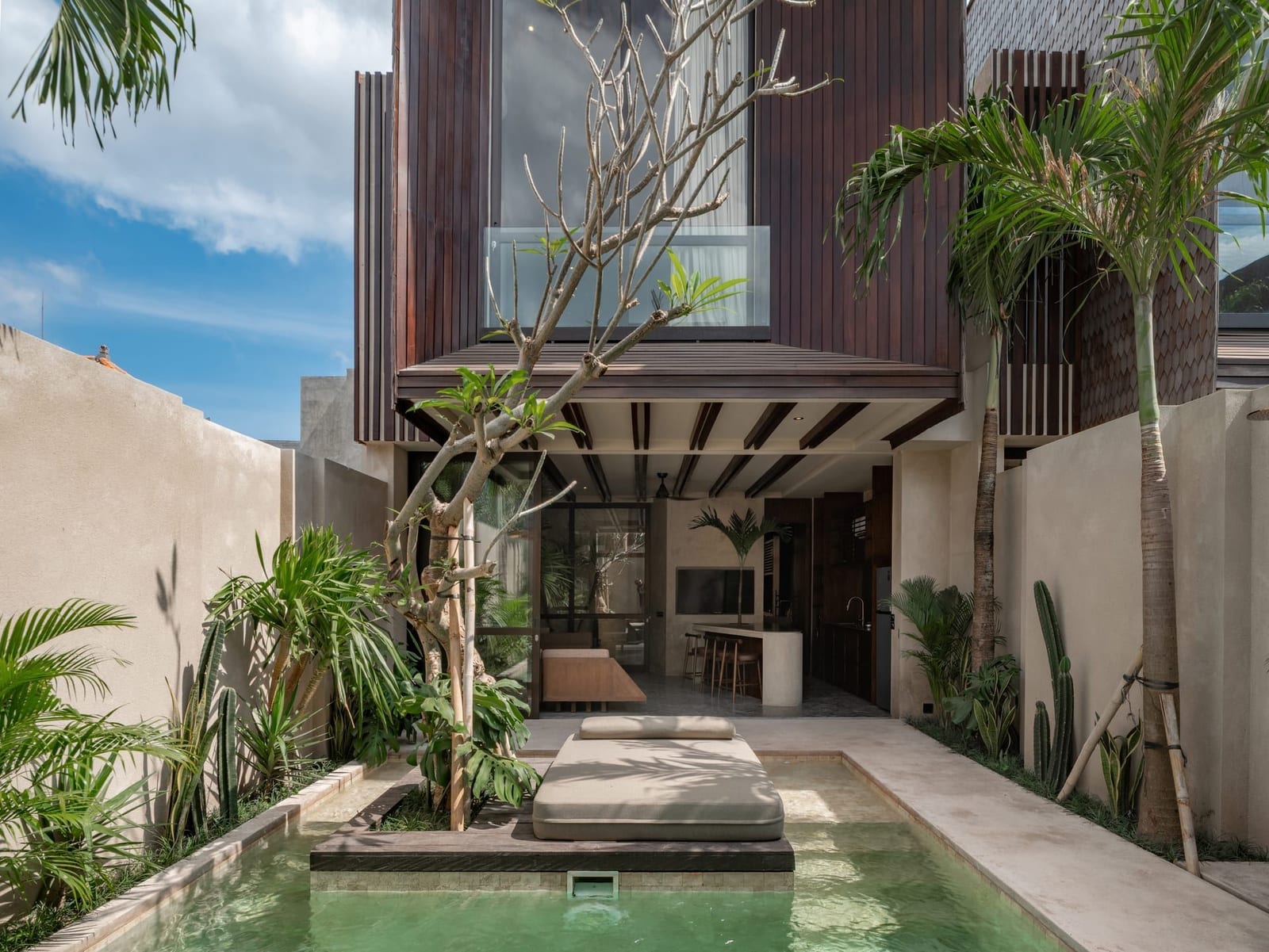 Marble finished 1 bed pool villa in Canggu, photo 1