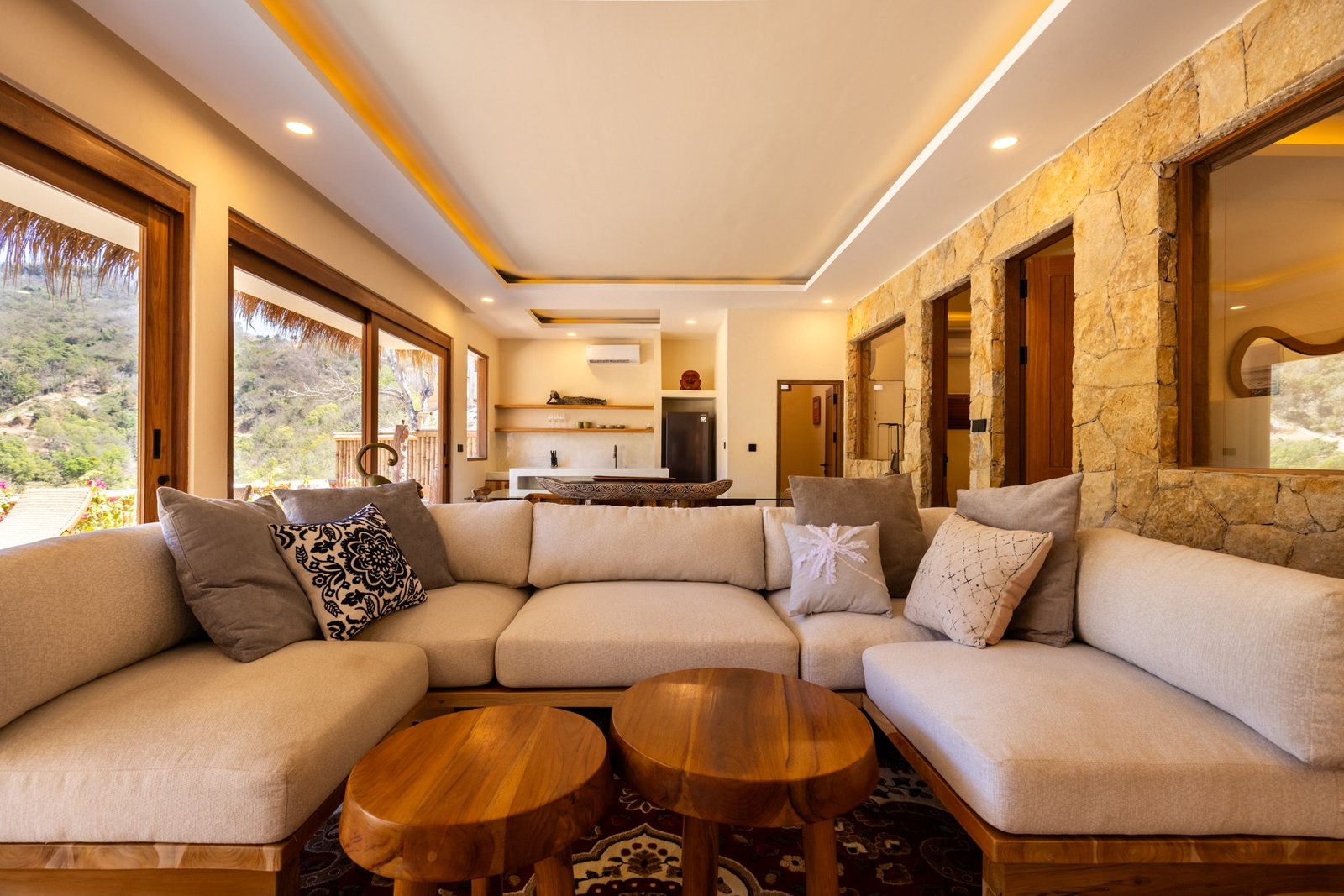 2 bed pool villa, Kuta Lombok, the living room