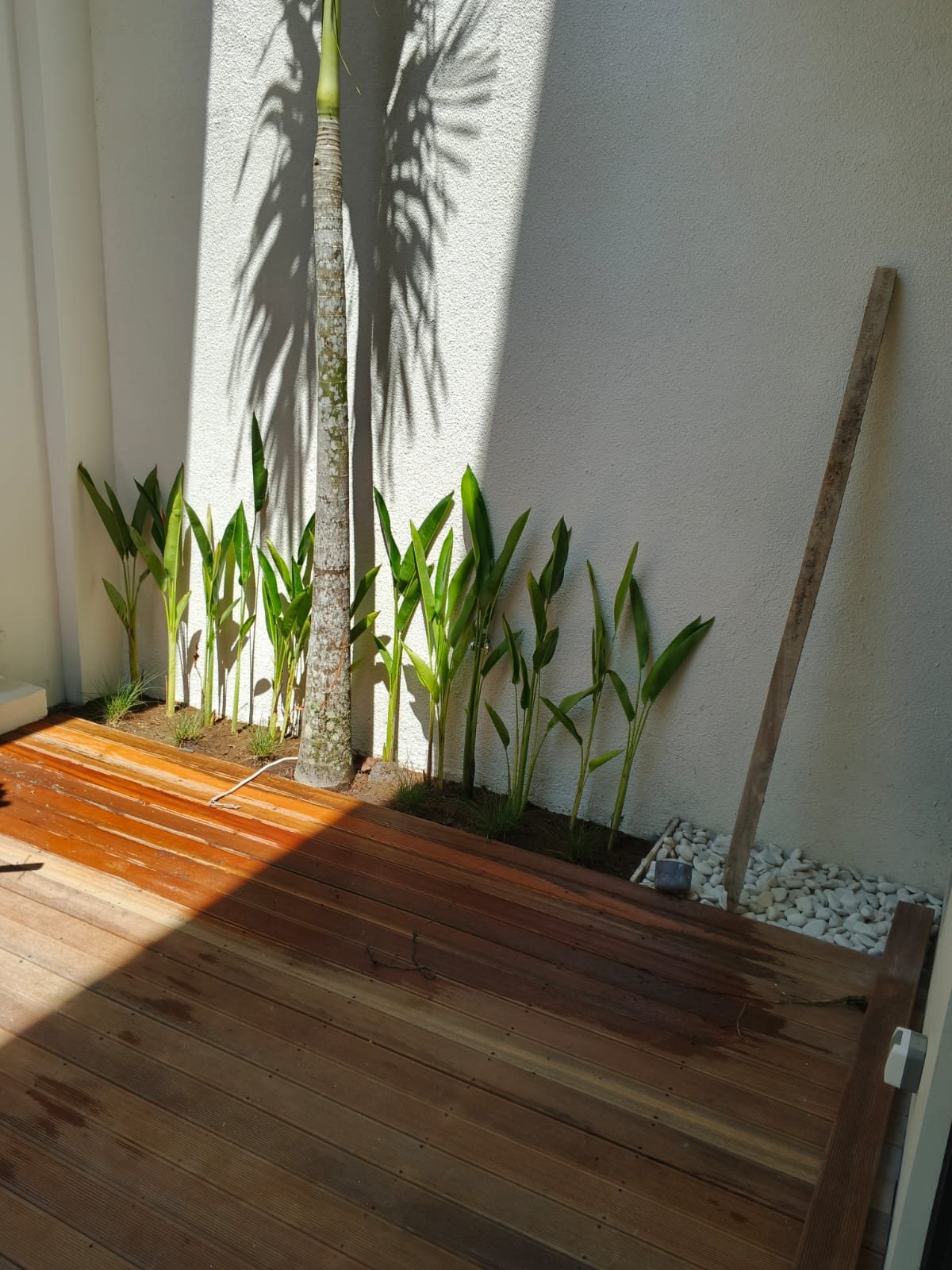 2 bed pool villa, Ungasan, The garden bed along the deck